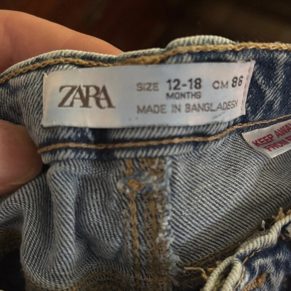 Zara Baby Boys Distressed Jeans Medium Wash‎ Frayed Hem 12-18 Months 86cm